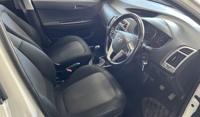 2013 Hyundai i20 1.4 Glide full
