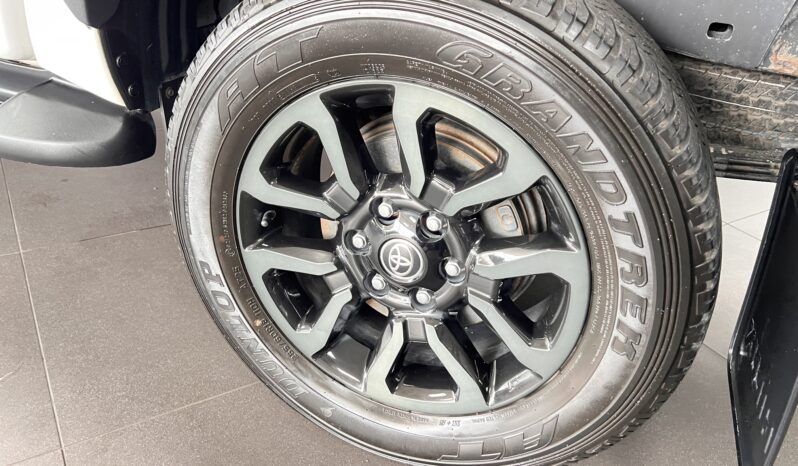 2024 Toyota Hilux 2.8GD-6 Double Cab Legend Auto full