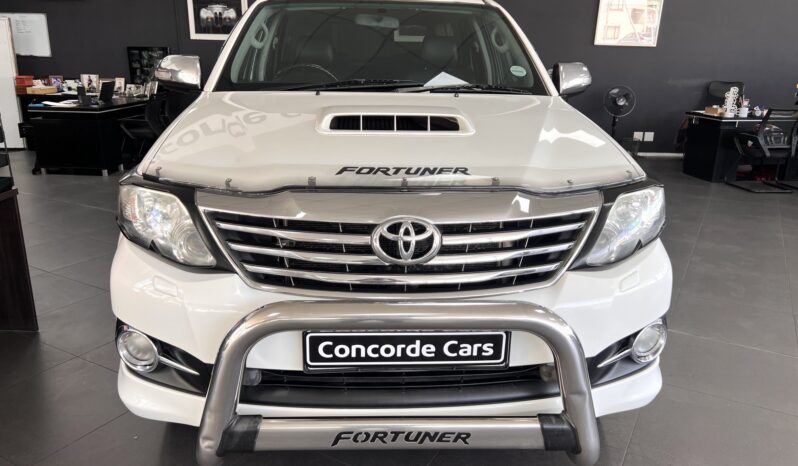 2015 Toyota Fortuner 3.0D-4D Auto full